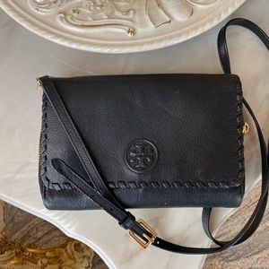 • TORY BURCH CROSSBODY •